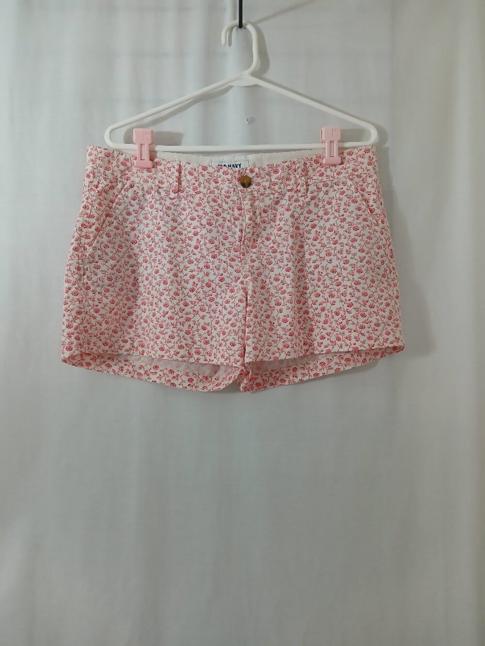 Old Navy Red & White  Floral Shorts - Size 11/12